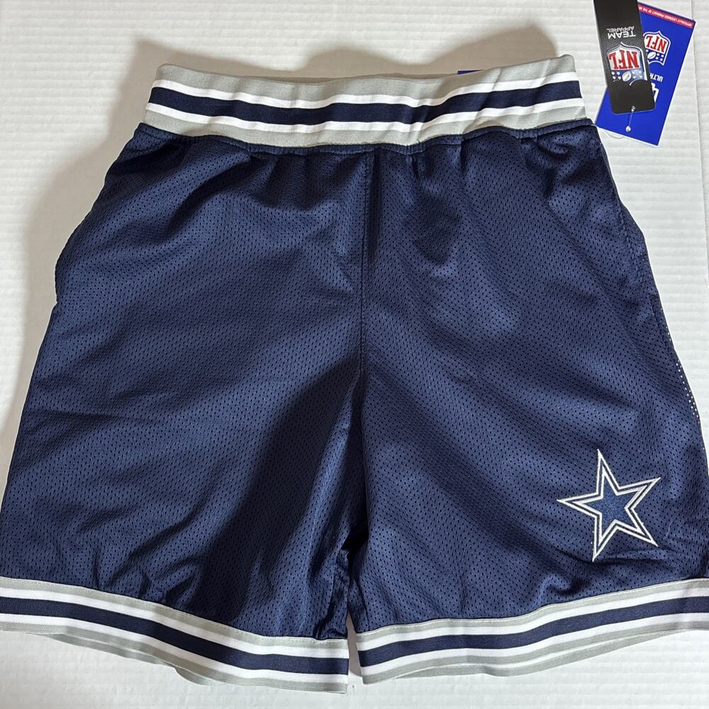 NWT Ultra Game Dallas Cowboys Classic Athletic At The Knee Navy Shorts Men's S
